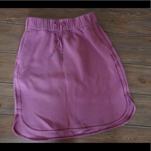 Lululemon skirt size 4